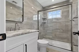 250 Bennett Ave, Hempstead, NY 11550 - Photo 29