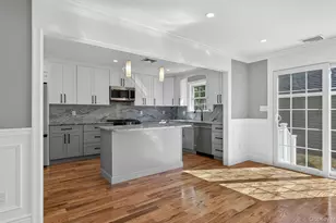 250 Bennett Ave, Hempstead, NY 11550 - Photo 15
