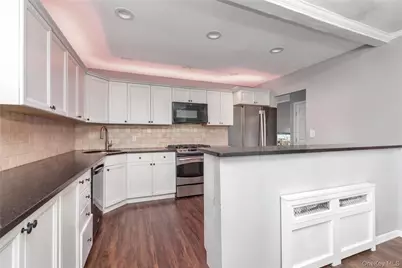 216-16 17th Avenue #TH56, Bayside, NY 11360 - Photo 5