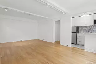 319 E 50th St, New York, NY 10022 - Photo 5