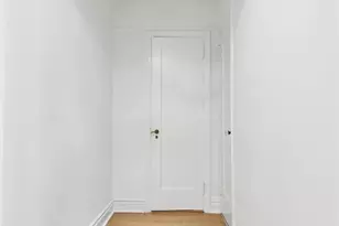 319 E 50th St, New York, NY 10022 - Photo 7