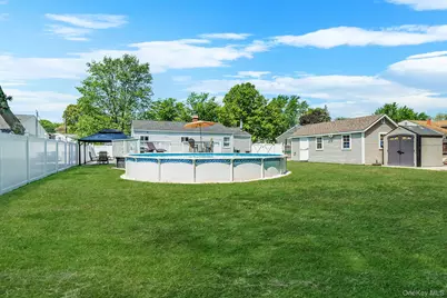 121 Selden Boulevard, Centereach, NY 11720 - Photo 37