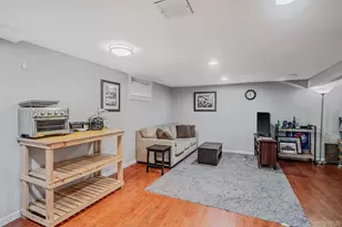 121 Selden Blvd, Centereach, NY 11720 - Photo 23