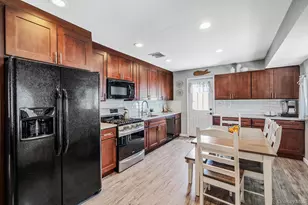 121 Selden Blvd, Centereach, NY 11720 - Photo 11
