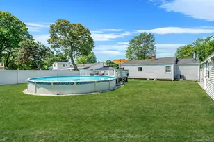 121 Selden Blvd, Centereach, NY 11720 - Photo 35