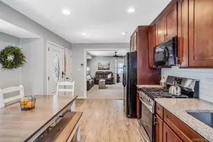 121 Selden Blvd, Centereach, NY 11720 - Photo 13