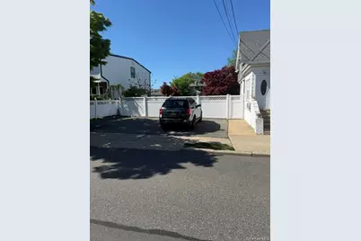 38 Grant Avenue, Bethpage, NY 11714 - Photo 1