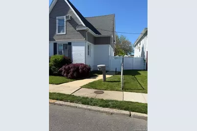 38 Grant Avenue, Bethpage, NY 11714 - Photo 3