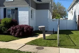 38 Grant Ave, Bethpage, NY 11714 - Photo 3