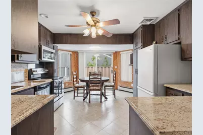70 Polo Road, Massapequa, NY 11758 - Photo 5