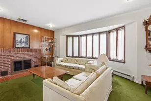 70 Polo Rd, Massapequa, NY 11758 - Photo 11
