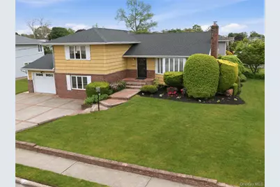 70 Polo Road, Massapequa, NY 11758 - Photo 23