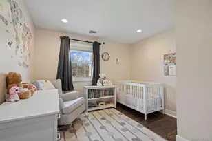 15 Lawrence Ct, Syosset, NY 11791 - Photo 23