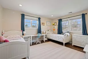 15 Lawrence Ct, Syosset, NY 11791 - Photo 21