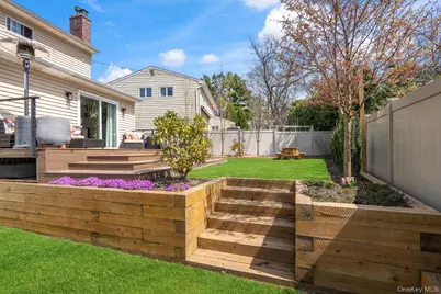 15 Lawrence Court, Syosset, NY 11791 - Photo 33
