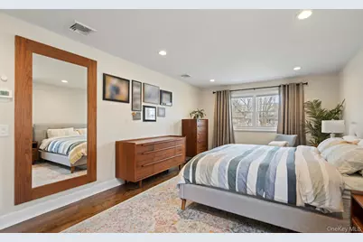 15 Lawrence Court, Syosset, NY 11791 - Photo 19