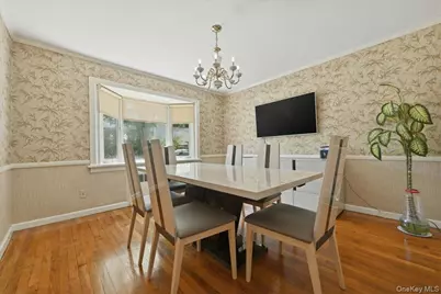 219 Kilburn Road, Garden City, NY 11530 - Photo 9