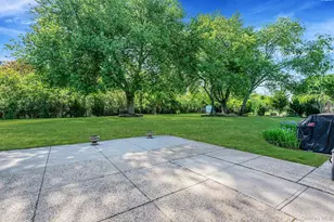 17 N Durkee Ln, Patchogue, NY 11772 - Photo 9