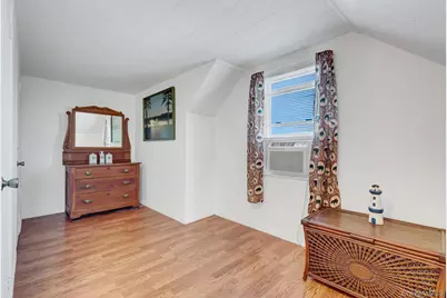 202 N Kings Avenue, Massapequa, NY 11758 - Photo 23