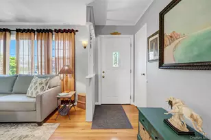 202 N Kings Ave, Massapequa, NY 11758 - Photo 3