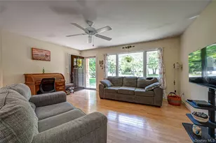 37 Crescent Bow, Ridge, NY 11961 - Photo 5