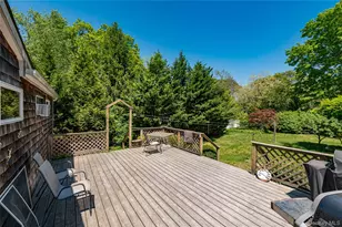 37 Crescent Bow, Ridge, NY 11961 - Photo 17