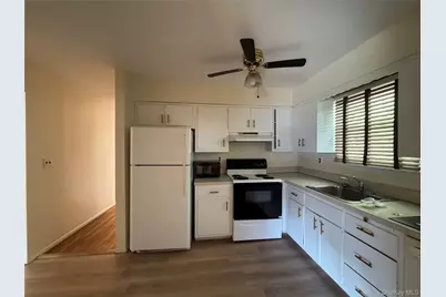 29 Hendrick Avenue #B, Glen Cove, NY 11542 - Photo 5
