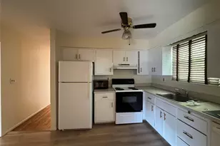 29 Hendrick Ave, Glen Cove, NY 11542 - Photo 5