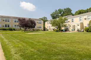 251-38 71st Ave, Bellerose, NY 11426 - Photo 17