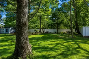 80 Mt Pleasant Rd, Smithtown, NY 11787 - Photo 25