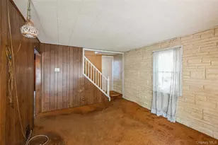 288 Semton Blvd, Franklin Square, NY 11010 - Photo 7