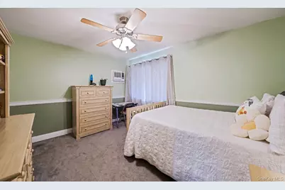 107 Kime Avenue, North Babylon, NY 11703 - Photo 15
