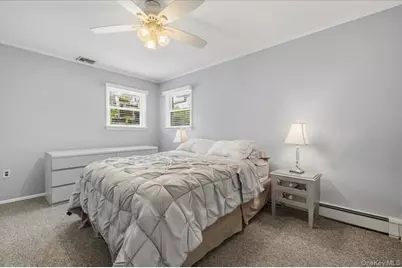 23 Maytime Court, Jericho, NY 11753 - Photo 17