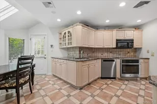 23 Maytime Ct, Jericho, NY 11753 - Photo 13