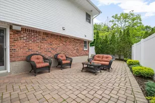 23 Maytime Ct, Jericho, NY 11753 - Photo 35