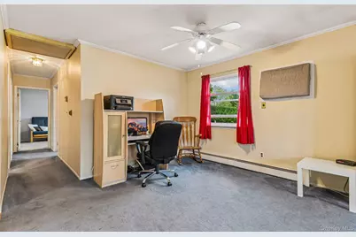 319 Rockaway Street, Islip Terrace, NY 11752 - Photo 21