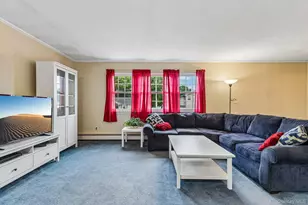 319 Rockaway St, Islip Terrace, NY 11752 - Photo 19