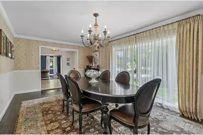1 Lakeville Court, East Hills, NY 11576 - Photo 11