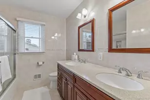 1 Lakeville Ct, East Hills, NY 11576 - Photo 23