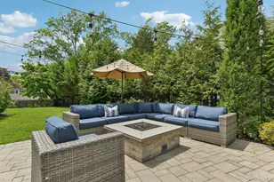 1 Lakeville Ct, East Hills, NY 11576 - Photo 47