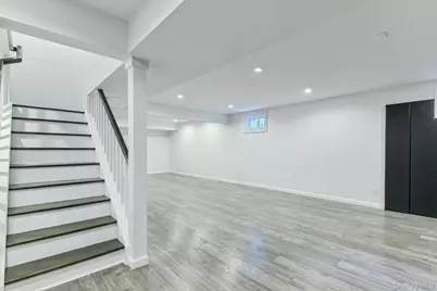 1 Lakeville Court, East Hills, NY 11576 - Photo 39
