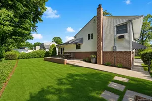 74 Cornell Dr, Smithtown, NY 11787 - Photo 21