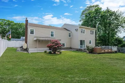 59 Maybrook Road, North Babylon, NY 11703 - Photo 37