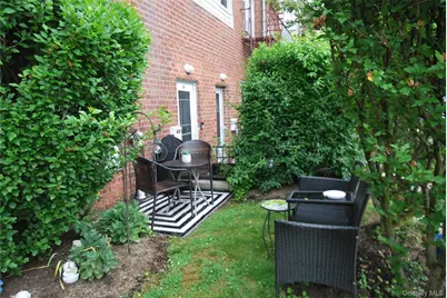 20 Burbank Street #O-B, Yonkers, NY 10710 - Photo 13