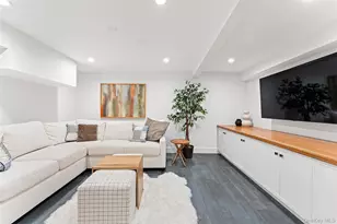 12 Kolbert Dr, Scarsdale, NY 10583 - Photo 25
