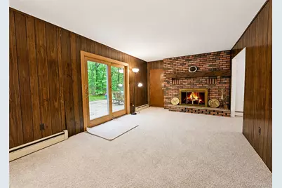 2 Shenandoah Boulevard, Coram, NY 11727 - Photo 5