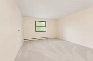 2 Shenandoah Blvd, Coram, NY 11727 - Photo 13