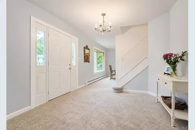 2 Shenandoah Boulevard, Coram, NY 11727 - Photo 7