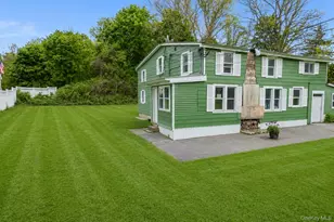 25 Phillips Ave, Highland, NY 12528 - Photo 3