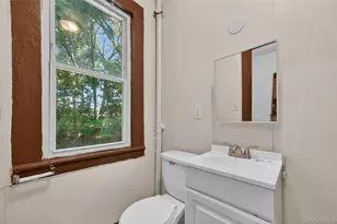 43 High St, Poughkeepsie, NY 12601 - Photo 13